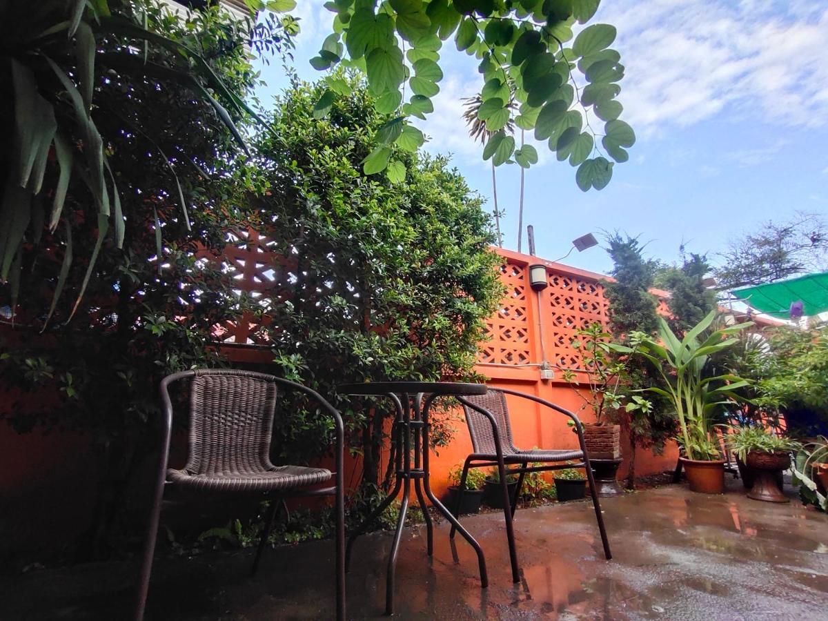 Хостел Nai Wiang Poshtel Чиангмай Экстерьер фото